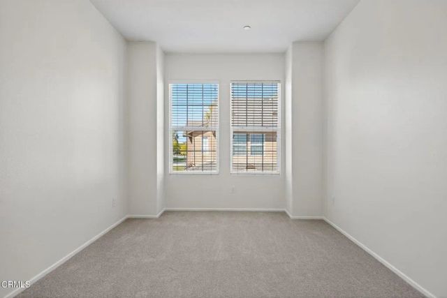 337 Feather River Place, Oxnard, CA 93036