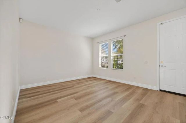 337 Feather River Place, Oxnard, CA 93036