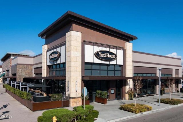 337 Feather River Place, Oxnard, CA 93036