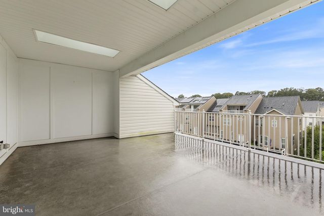 302 BLACK SKY LN, Pasadena, MD 21122