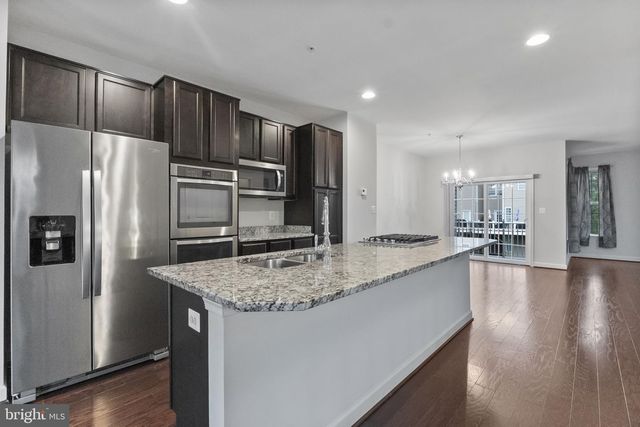 302 BLACK SKY LN, Pasadena, MD 21122