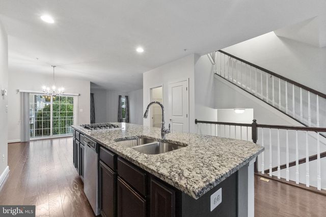 302 BLACK SKY LN, Pasadena, MD 21122
