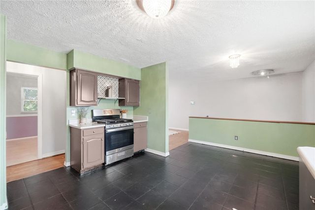 5908 Verdi Drive, West Carrollton, OH 45449