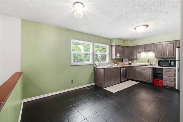 5908 Verdi Drive, West Carrollton, OH 45449