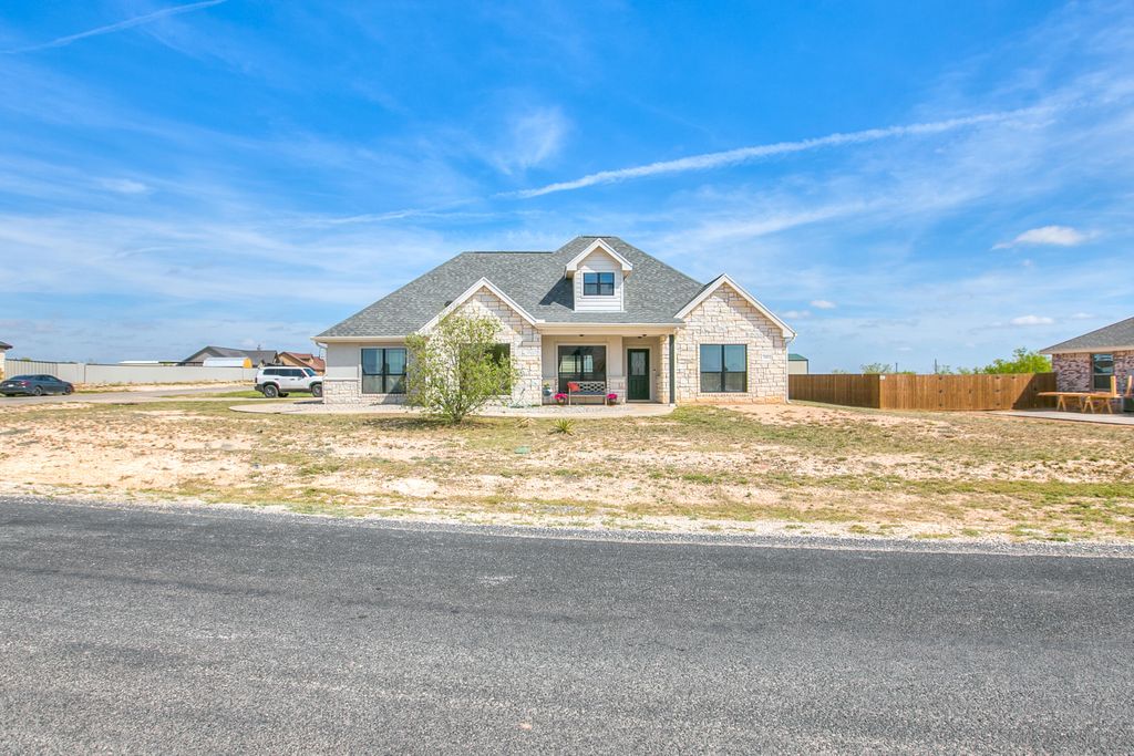 3402 Ponca Path, San Angelo, TX 76901
