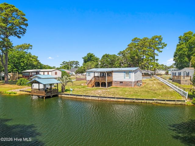 2813 Cross Bones Road SW, Supply, NC 28462