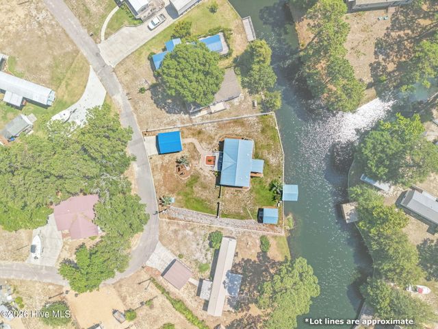 2813 Cross Bones Road SW, Supply, NC 28462