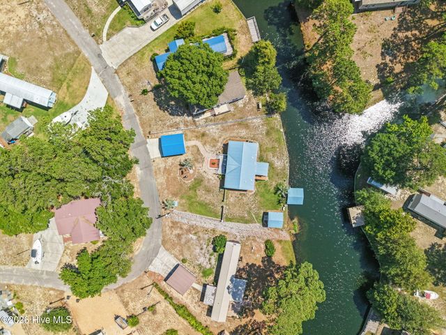 2813 Cross Bones Road SW, Supply, NC 28462