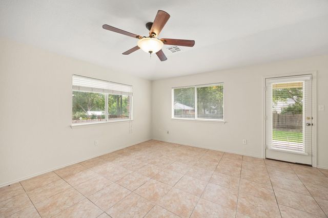 1507 Fort Lloyd PL, Round Rock, TX 78665