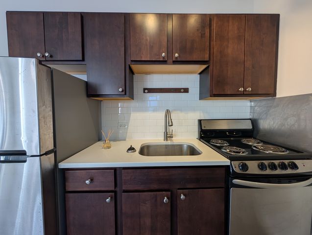 1627 N Humboldt Boulevard 3H, Chicago, IL 60647