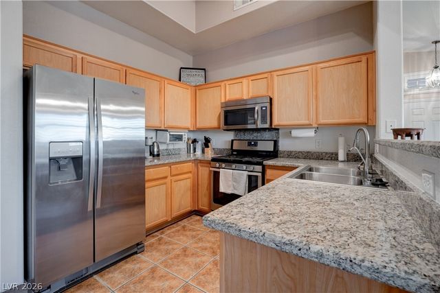 2305 West Horizon Ridge Parkway 224, Henderson, NV 89052