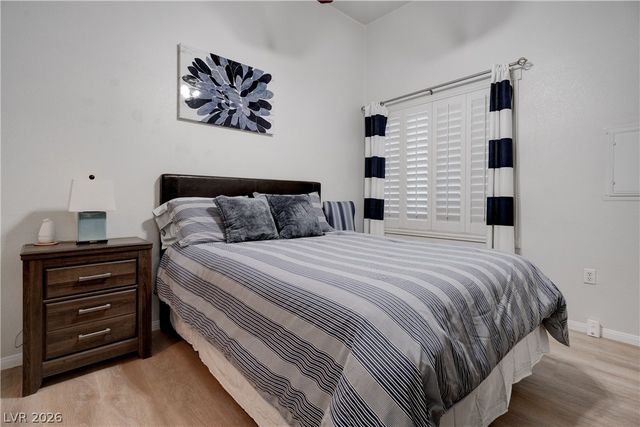 2305 West Horizon Ridge Parkway 224, Henderson, NV 89052