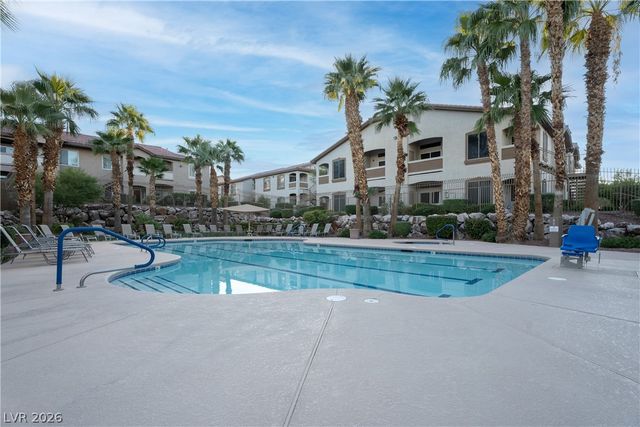 2305 West Horizon Ridge Parkway 224, Henderson, NV 89052