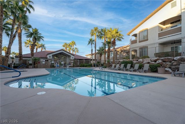 2305 West Horizon Ridge Parkway 224, Henderson, NV 89052