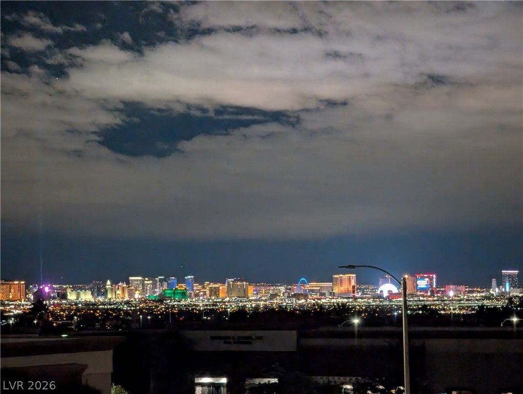 2305 West Horizon Ridge Parkway 224, Henderson, NV 89052