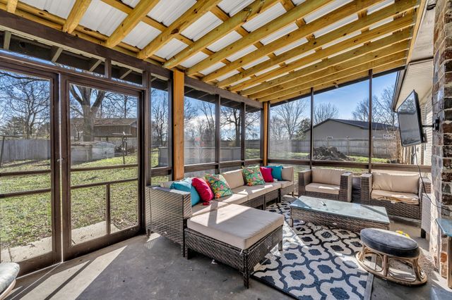 1508 Turnpike Road, Summertown, TN 38483