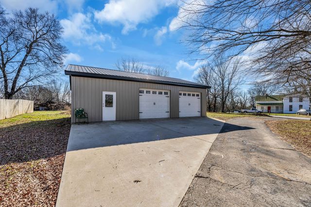 1508 Turnpike Road, Summertown, TN 38483