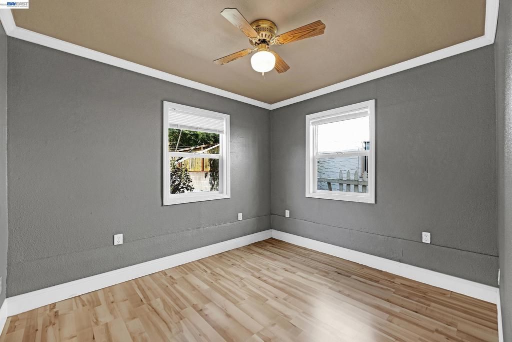 Image 31 of property listing at 566 57th St., Oakland, CA 94609