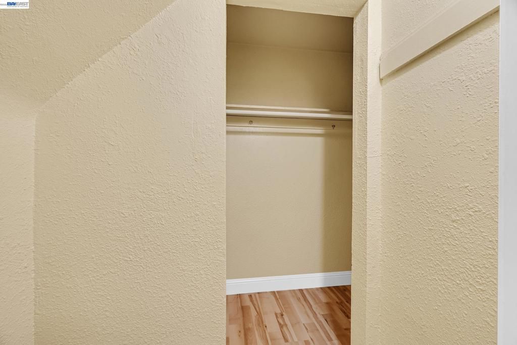 Image 35 of property listing at 566 57th St., Oakland, CA 94609
