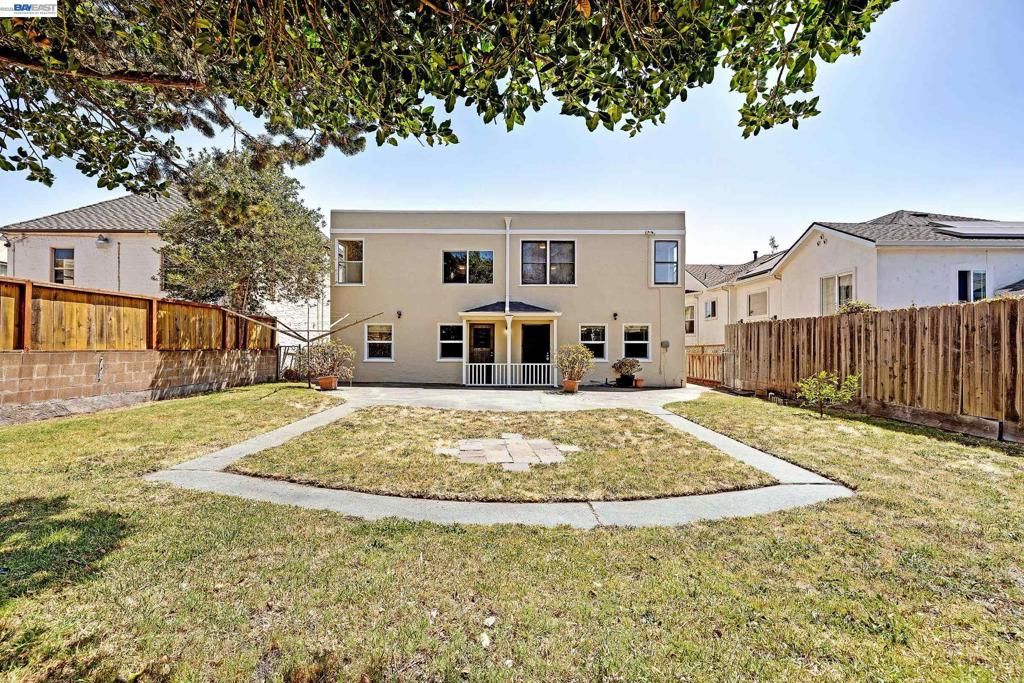 Image 41 of property listing at 566 57th St., Oakland, CA 94609