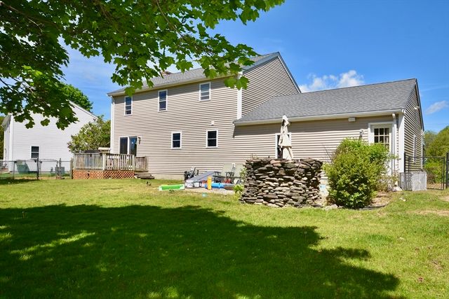19 Marcia Bliss Way, Taunton, MA 02780