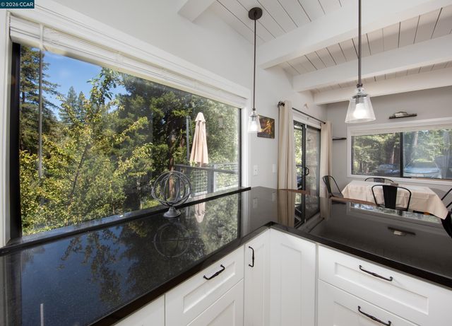 2165 Upper Scenic Dr, Felton, CA 95018