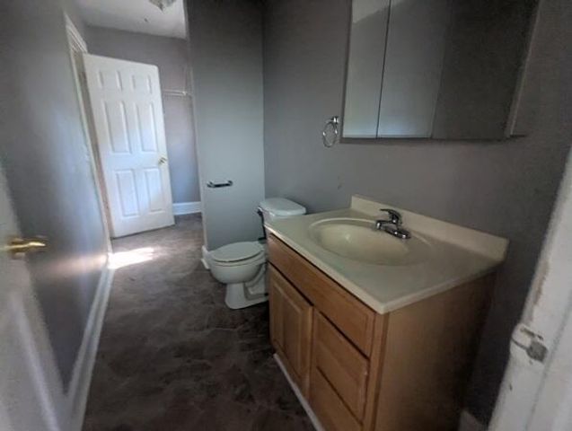 223 Woodlawn Avenue, Lansing, MI 48910