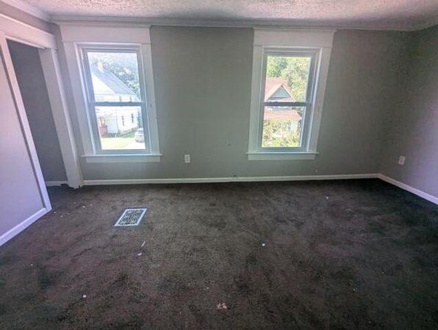 223 Woodlawn Avenue, Lansing, MI 48910