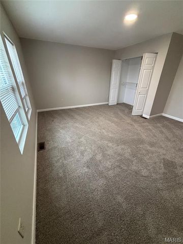 8422 Michigan Avenue, St Louis, MO 63111
