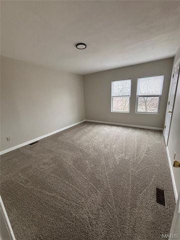 8422 Michigan Avenue, St Louis, MO 63111