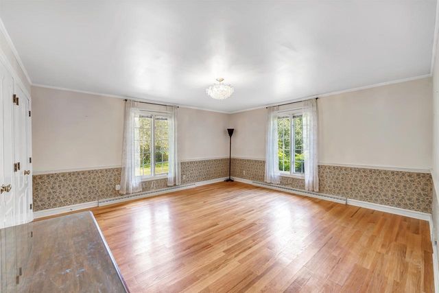 675 SUNSET CIRCLE, Green Bay, WI 54301