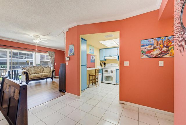 342 Southwind Drive 118, North Palm Beach, FL 33408