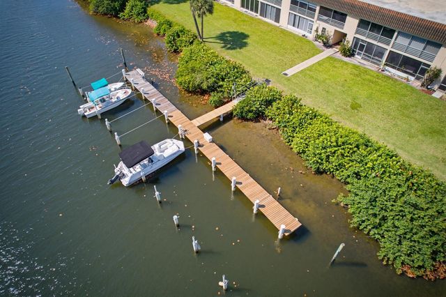 342 Southwind Drive 118, North Palm Beach, FL 33408