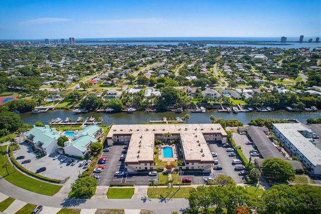 342 Southwind Drive 118, North Palm Beach, FL 33408