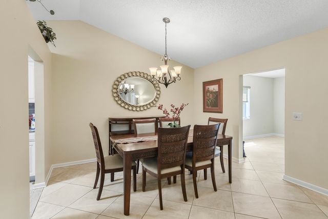 6940 SE Lillian Court, Stuart, FL 34997