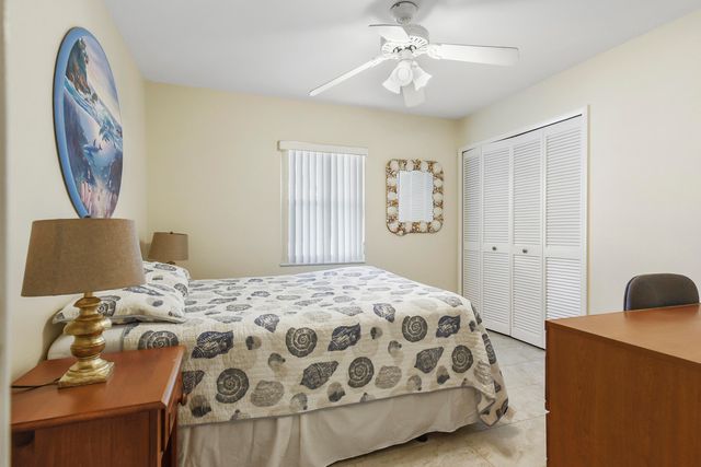 6940 SE Lillian Court, Stuart, FL 34997