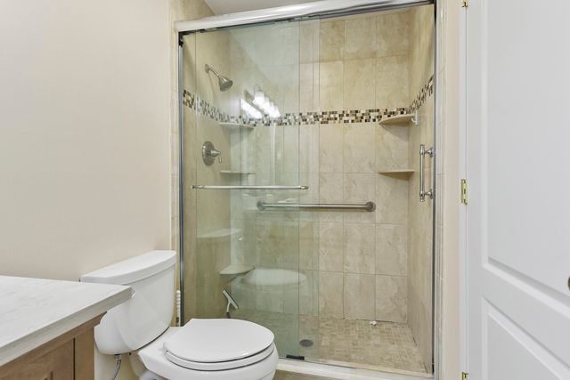 6940 SE Lillian Court, Stuart, FL 34997