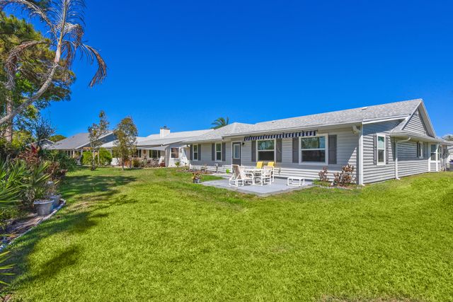 6940 SE Lillian Court, Stuart, FL 34997