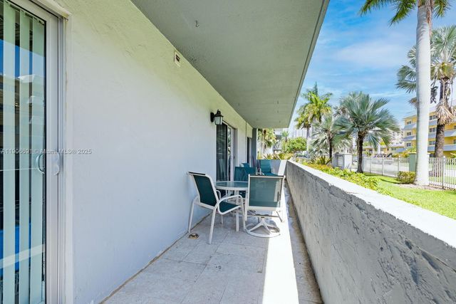 7401 SW 82nd St 109S, Miami, FL 33143