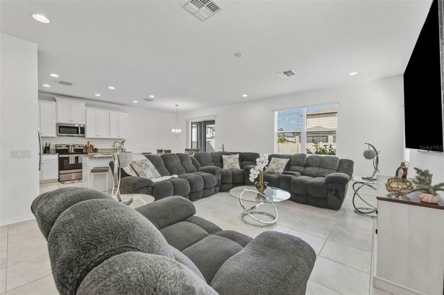 2876 MISTY MARBLE DRIVE, Zephyrhills, FL 33540