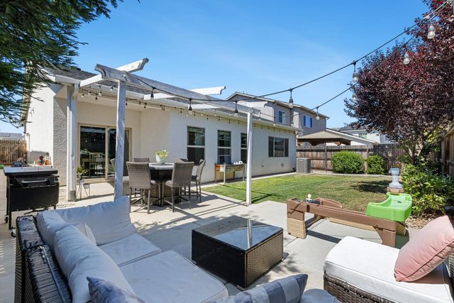 4112 Alamos Avenue, Clovis, CA 93619