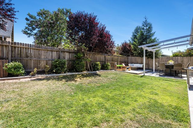 4112 Alamos Avenue, Clovis, CA 93619