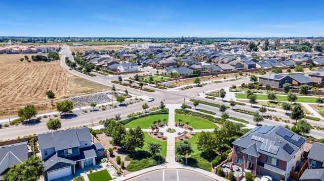 4112 Alamos Avenue, Clovis, CA 93619