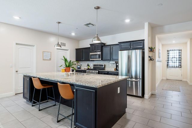 4112 Alamos Avenue, Clovis, CA 93619