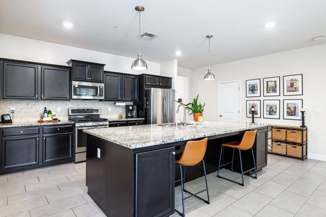 4112 Alamos Avenue, Clovis, CA 93619
