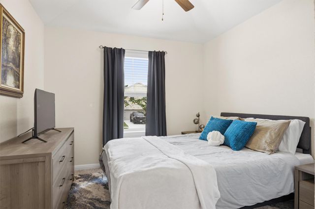 162 El Capitan LOOP, Dripping Springs, TX 78620