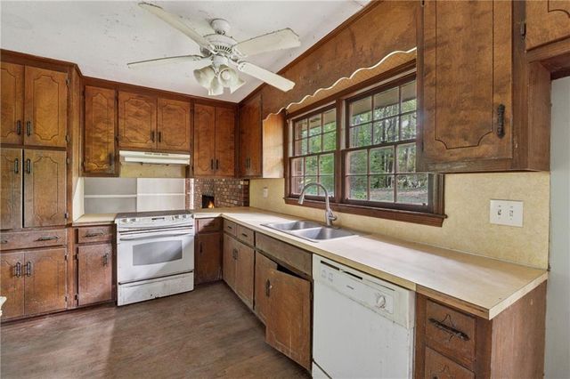 10195 Westview SW Drive, Covington, GA 30014