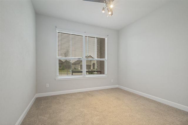 5225 Mountain View Drive, Krum, TX 76249