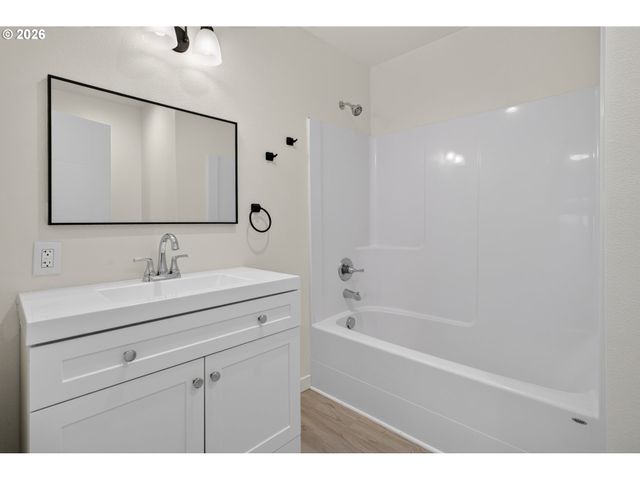 20 Se SCOTTON Way, Battle Ground, WA 98604