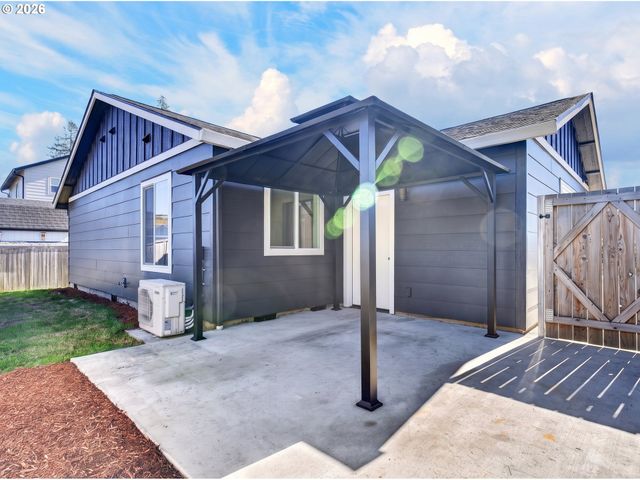 20 Se SCOTTON Way, Battle Ground, WA 98604